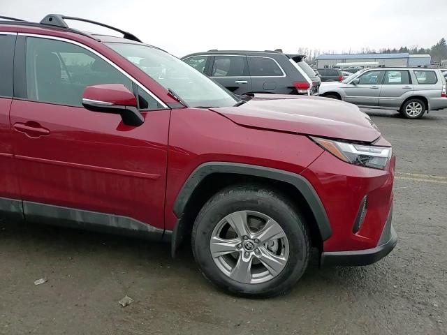 2024 Toyota RAV 4 - Image 12