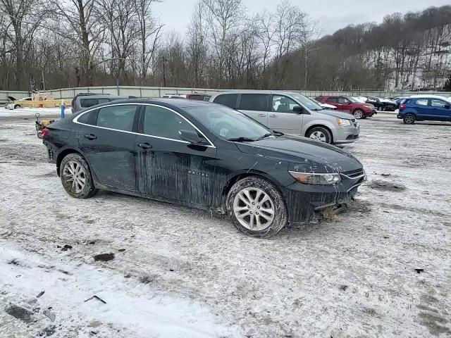 2017 Chevrolet Malibu - Image 11