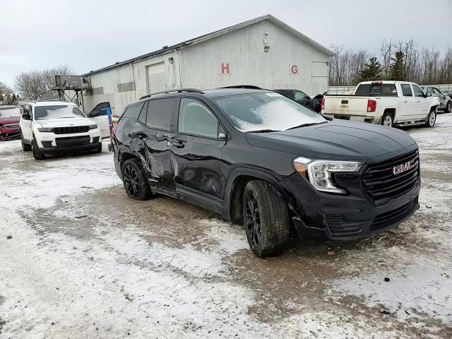 2022 GMC Terrain - Image 12