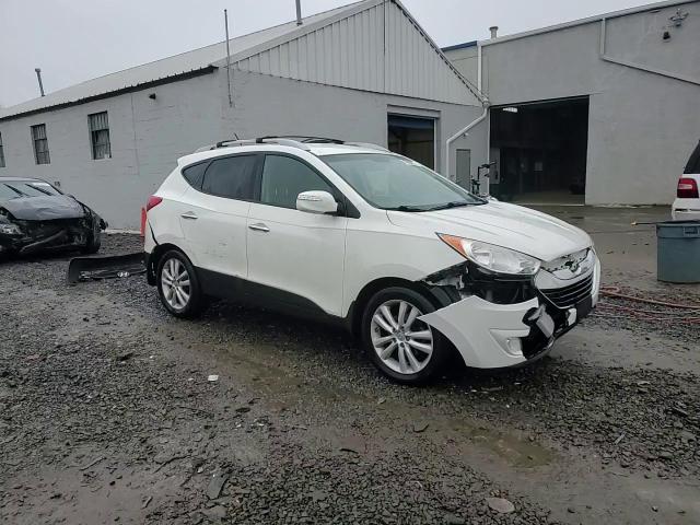 2012 Hyundai Tucson - Image 15