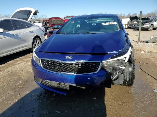 2017 Kia Forte - Image 13