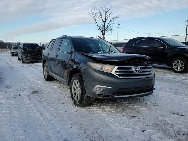 2011 Toyota Highlander - Image 12