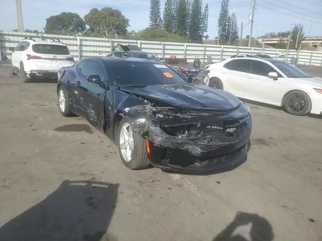2022 Chevrolet Camaro - Image 10
