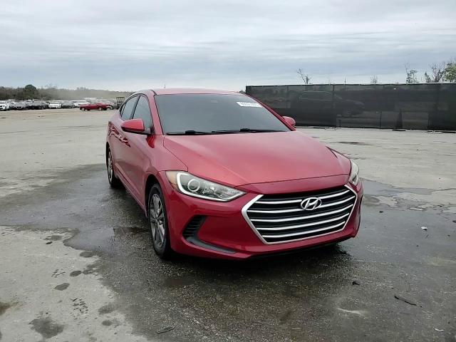 2017 Hyundai Elantra - Image 13