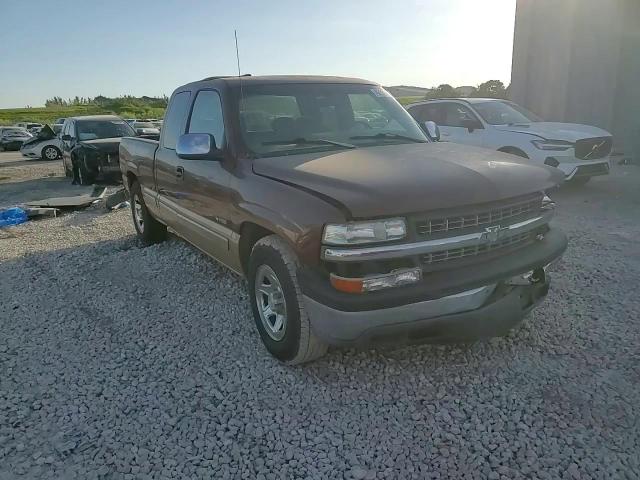 1999 Chevrolet Silverado - Image 11