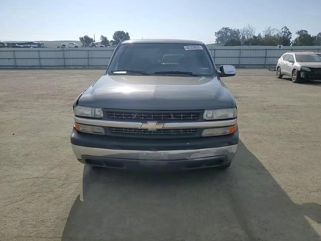 2001 Chevrolet Silverado - Image 10