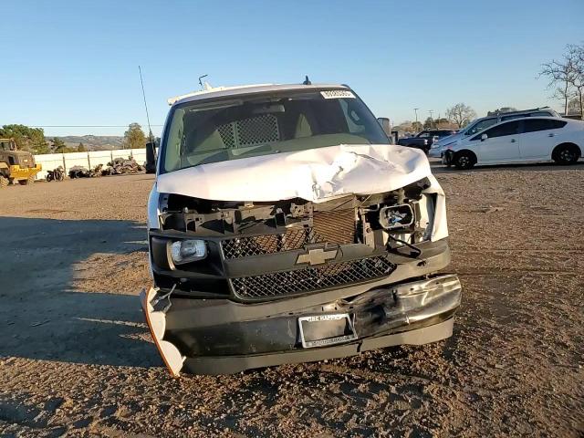 2017 Chevrolet Express - Image 11