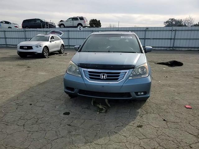 2010 Honda Odyssey - Image 10
