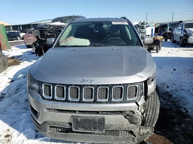 2018 Jeep Compass - Image 11