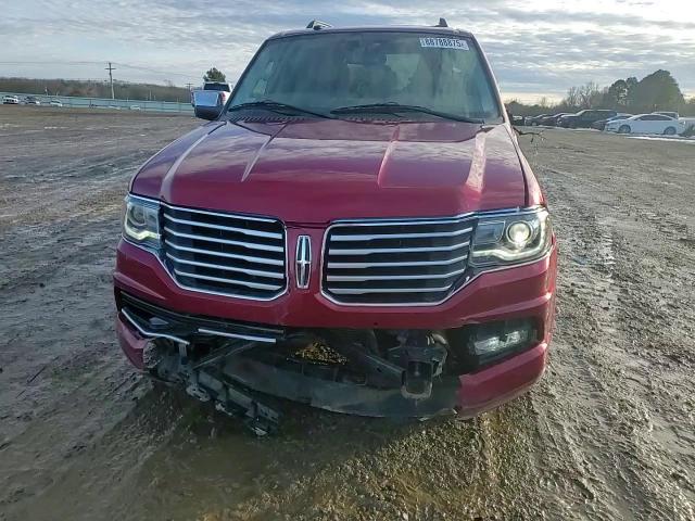 2017 Lincoln Navigator - Image 11