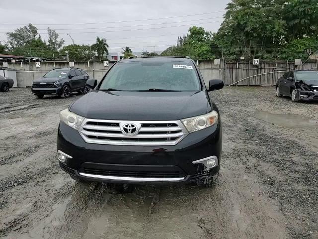 2013 Toyota Highlander - Image 11