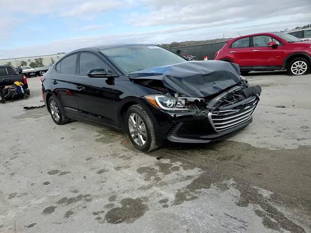 2017 Hyundai Elantra - Image 14