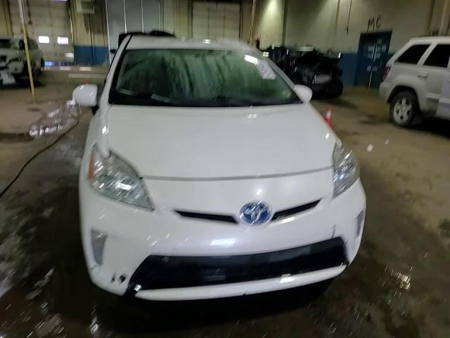 2014 Toyota Prius - Image 13