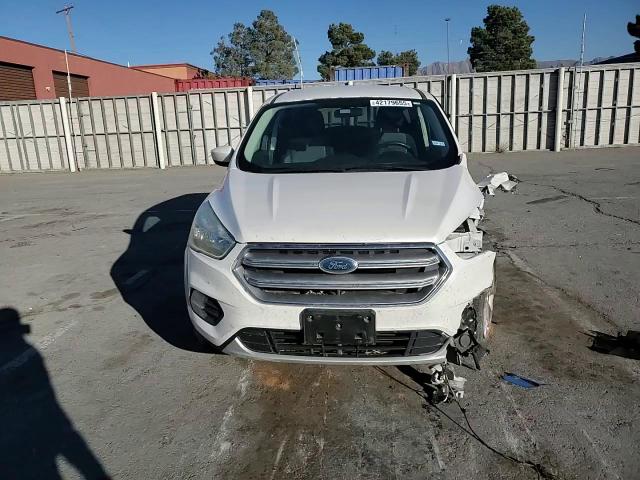 2017 Ford Escape - Image 12