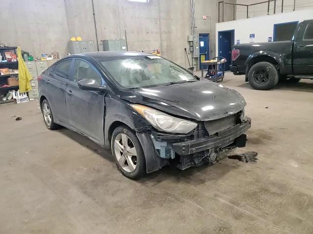 2011 Hyundai Elantra - Image 11