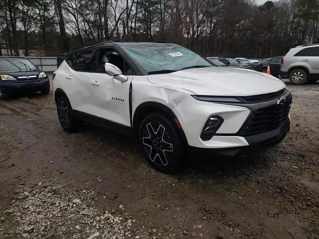 2023 Chevrolet Blazer - Image 14