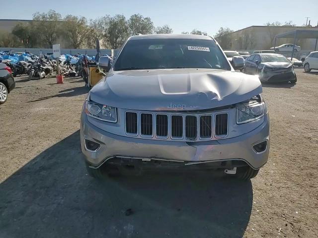2015 Jeep Grand Cherokee - Image 12