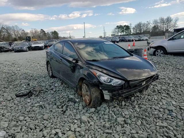 2015 Hyundai Elantra - Image 10