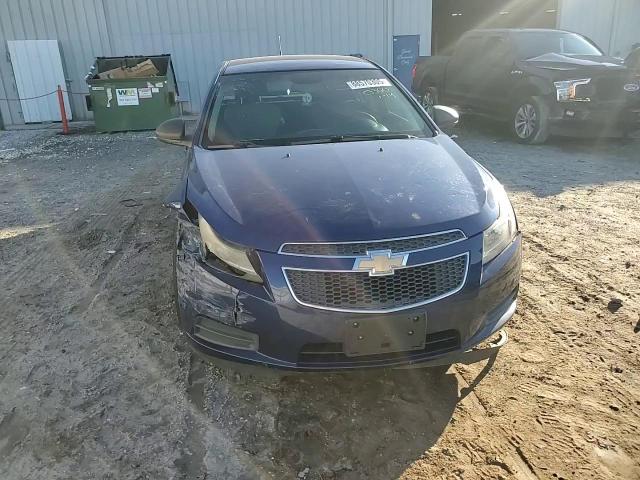 2012 Chevrolet Cruze - Image 11