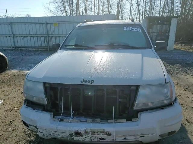 2004 Jeep Grand Cherokee - Image 12