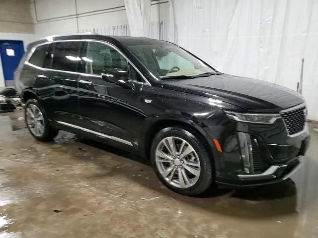 2022 Cadillac XT6 - Image 15