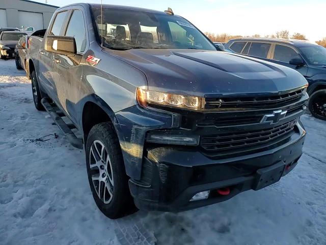 2019 Chevrolet Silverado - Image 11