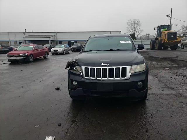 2012 Jeep Grand Cherokee - Image 11