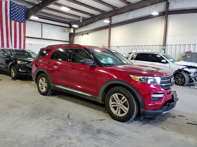 2020 Ford Explorer - Image 12