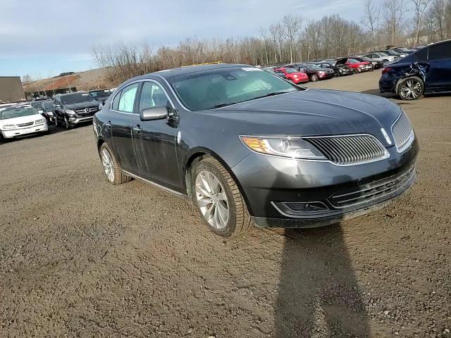 2016 Lincoln MKS - Image 11