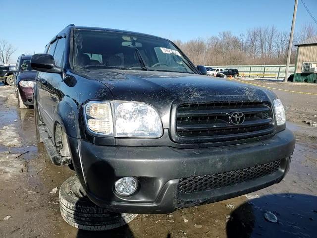 2004 Toyota Sequoia - Image 11