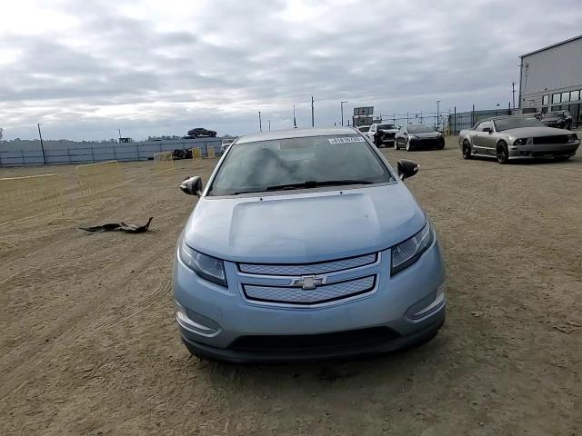 2013 Chevrolet Volt - Image 11