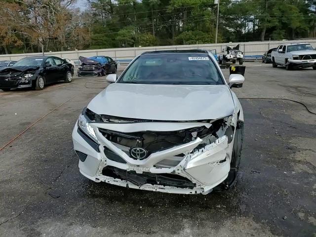 2020 Toyota Camry - Image 14