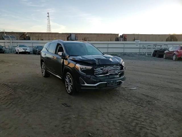 2018 GMC Terrain - Image 11