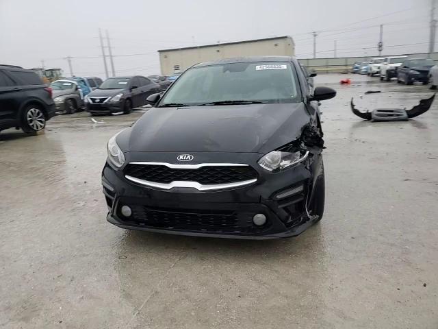 2021 Kia Forte - Image 11