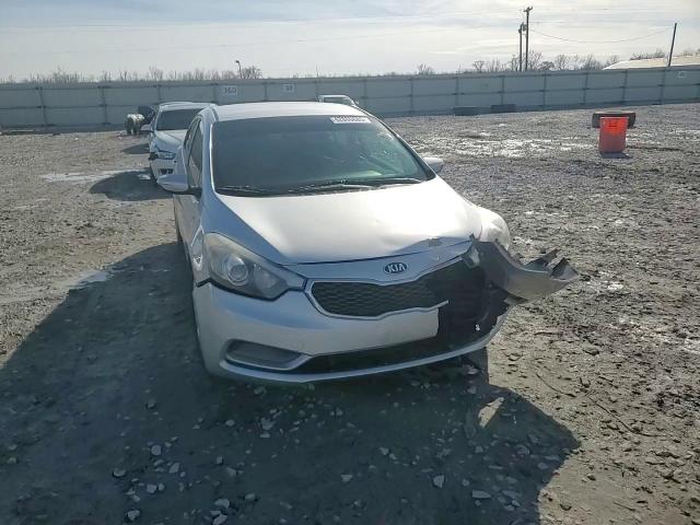 2015 Kia Forte - Image 10