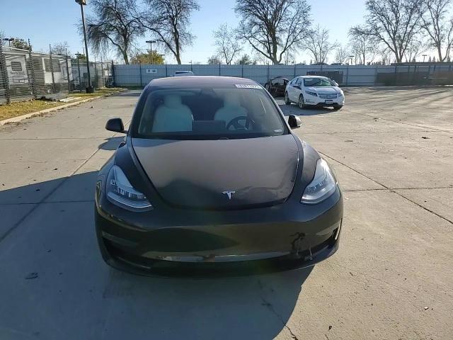 2018 Tesla Model 3 VIN: 5YJ3E1EB9JF096003 Lot: 41811975