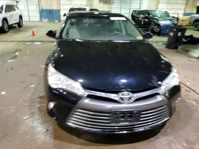 2015 Toyota Camry - Image 13
