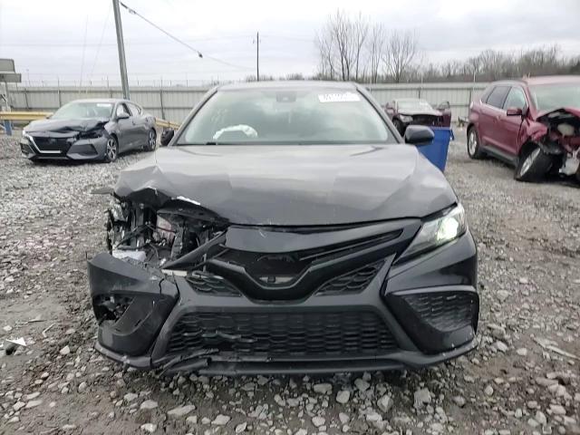 2021 Toyota Camry - Image 10