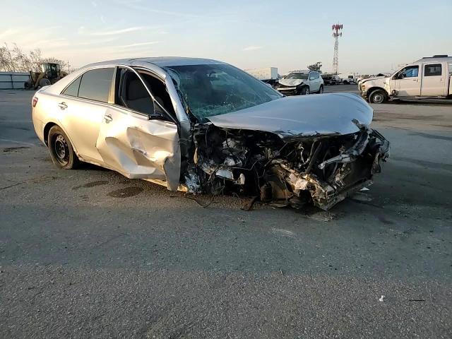 2010 Toyota Camry - Image 11