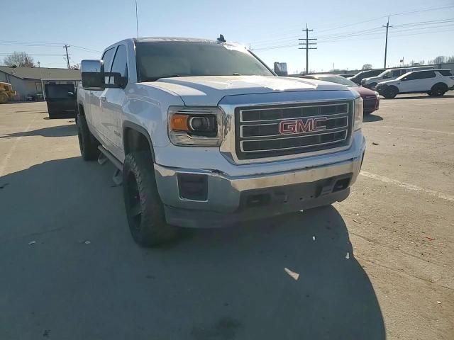 2015 GMC Sierra - Image 10