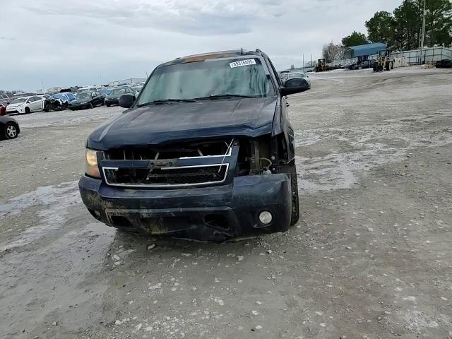2007 Chevrolet Tahoe - Image 12