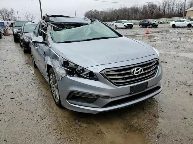 2017 Hyundai Sonata - Image 13