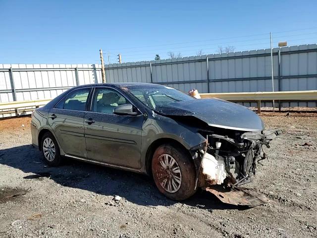 2014 Toyota Camry - Image 11