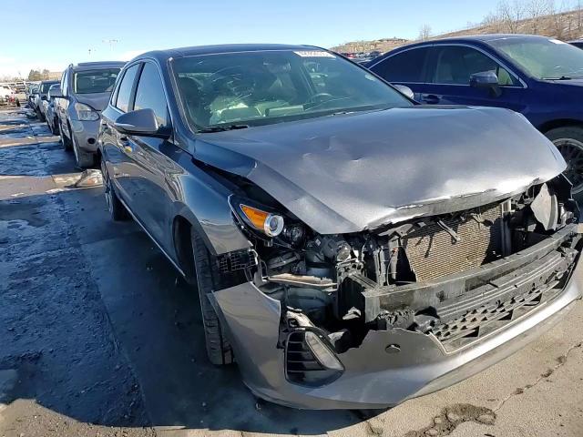 2018 Hyundai Elantra - Image 14