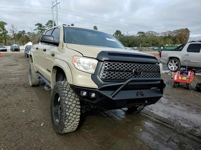 2017 Toyota Tundra - Image 11