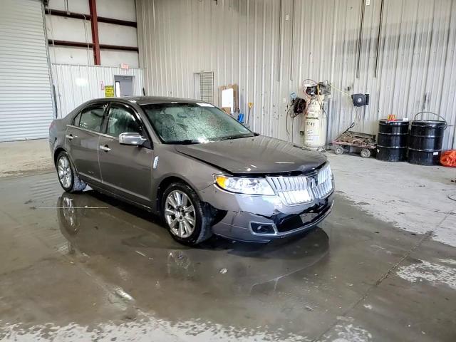 2012 Lincoln MKZ - Image 13