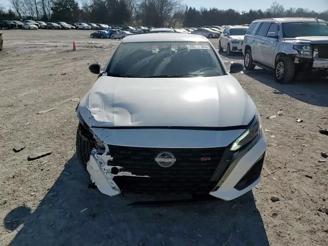 2024 Nissan Altima - Image 11