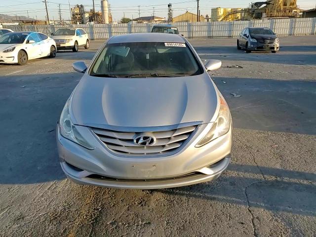 2012 Hyundai Sonata - Image 13