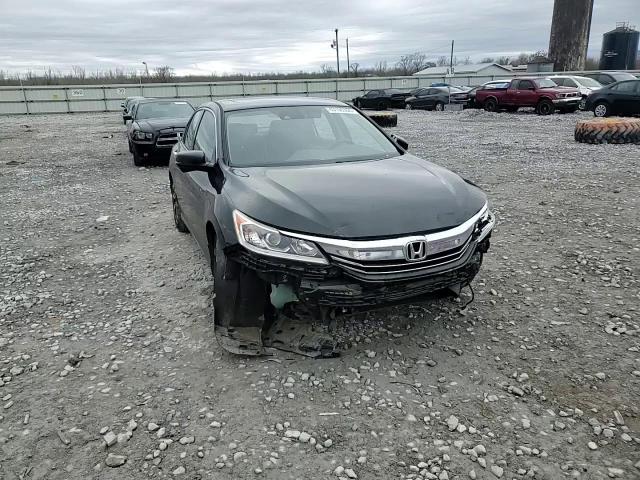2017 Honda Accord - Image 11