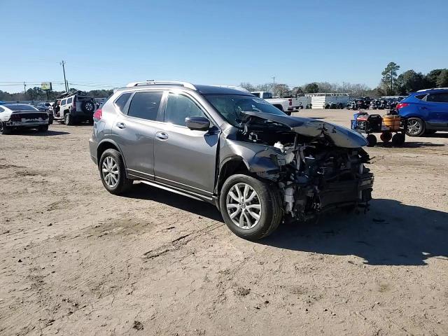 2017 Nissan Rogue - Image 11
